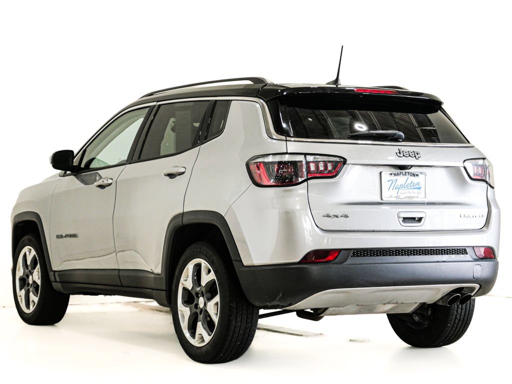 Used 2018 Jeep Compass Limited w/ Navigation Group AWD/4WD image 8