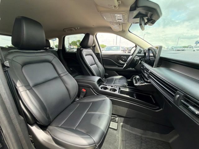 Used 2023 Lincoln Corsair AWD w/ Equipment Group 101A image 23