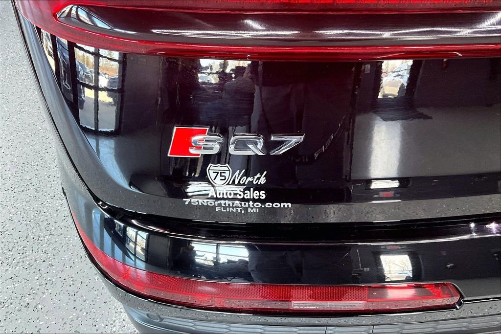 Used 2021 Audi SQ7 Premium Plus w/ Executive Package image 26