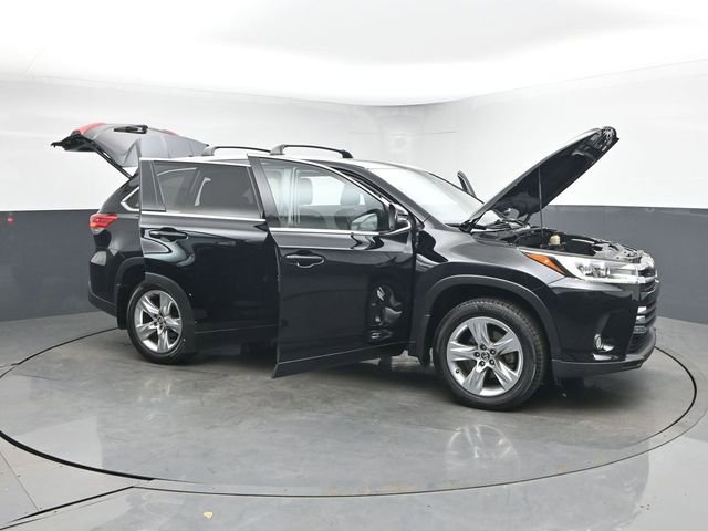 Used 2017 Toyota Highlander Limited AWD/4WD image 53
