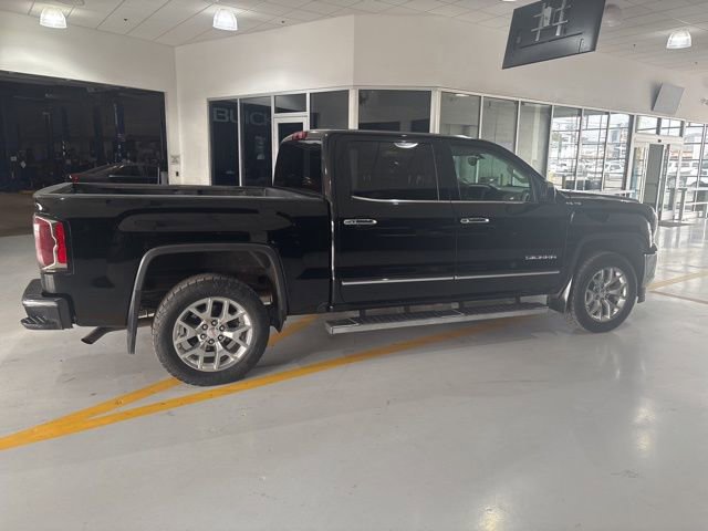 Used 2018 GMC Sierra 1500 SLT w/ SLT Premium Package image 9