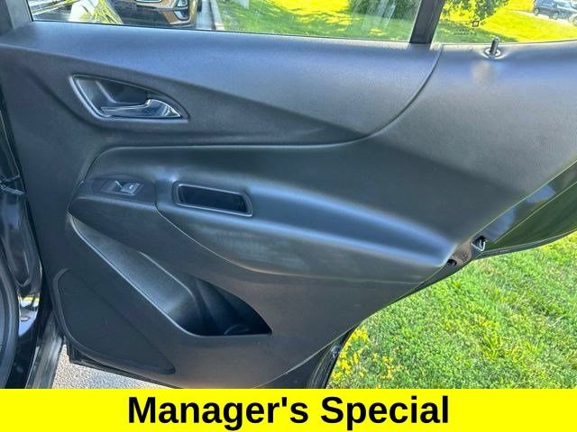 Used 2022 Chevrolet Equinox LT w/ Driver Convenience Package FWD image 38