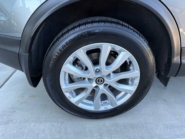 Used 2022 Nissan Rogue Sport SV w/ Technology Package AWD/4WD image 29