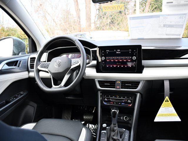 New 2026 Volkswagen Taos SEL AWD/4WD image 21