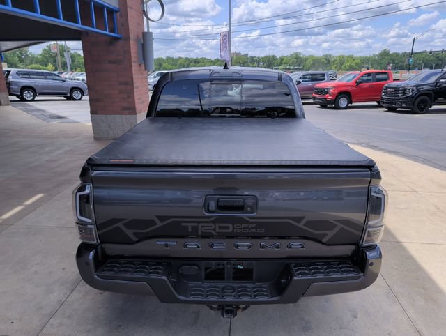 Used 2021 Toyota Tacoma TRD Off-Road w/ TRD Premium Off Road Package AWD/4WD image 33