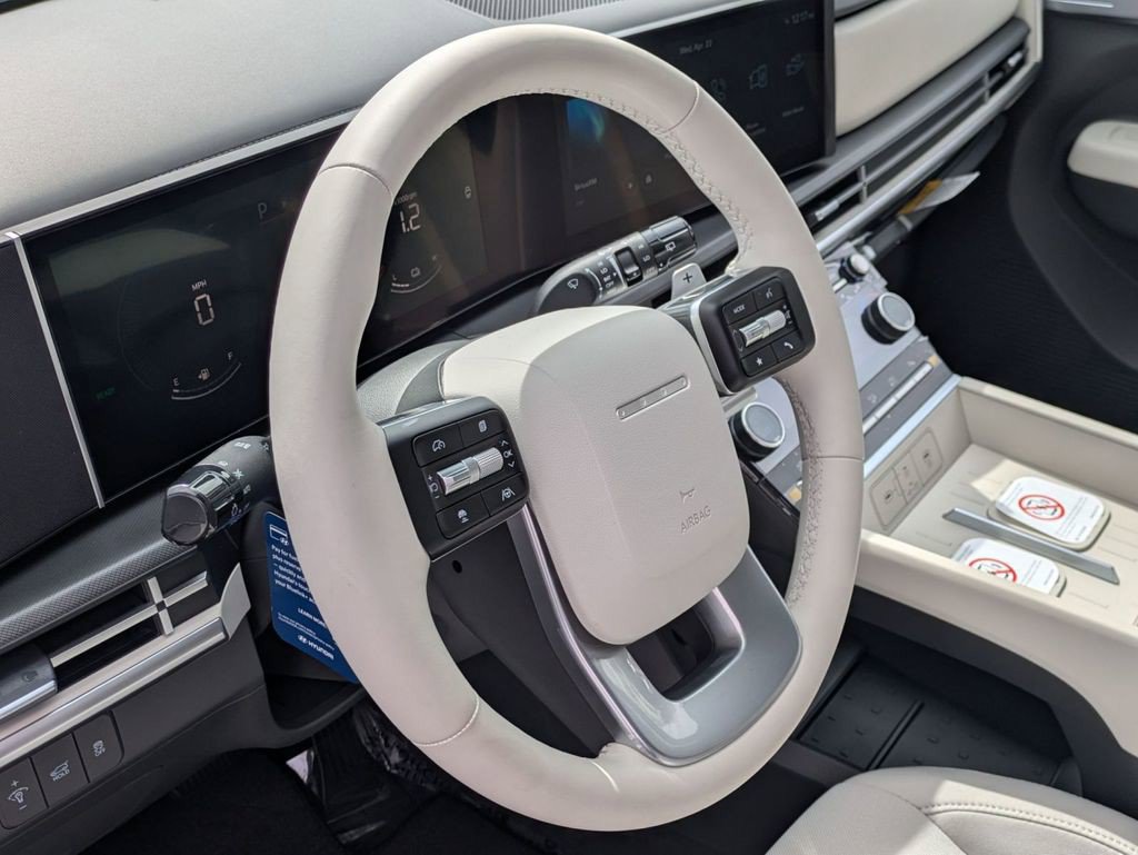 New 2026 Hyundai Santa Fe SE FWD image 17
