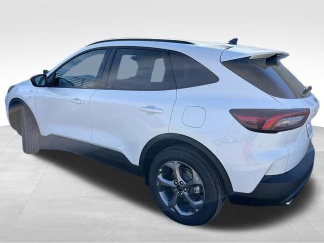 New 2026 Ford Escape ST-Line w/ Cold Weather Package image 5