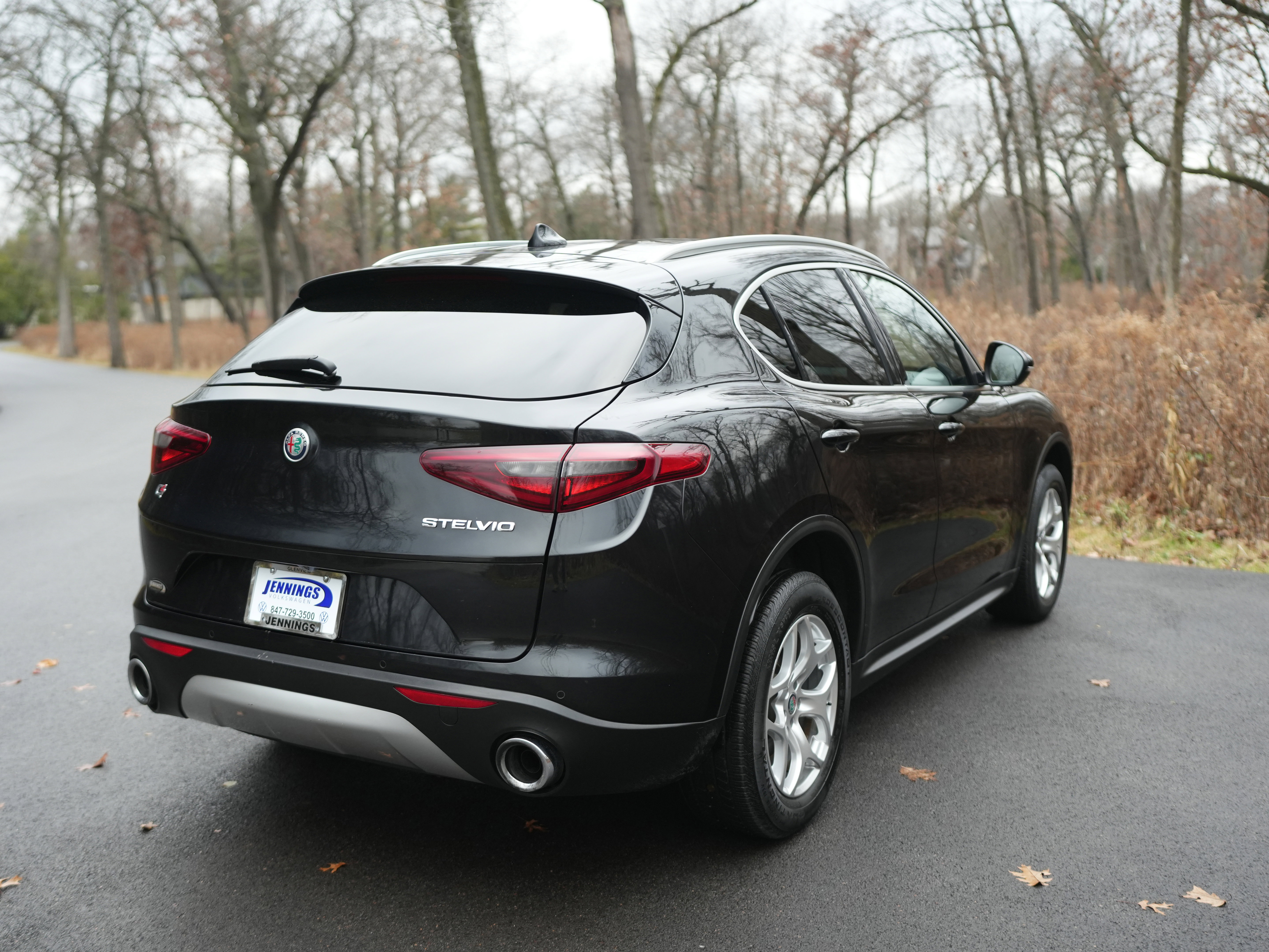 Used 2020 Alfa Romeo Stelvio Sport w/ Cold Weather Package image 8