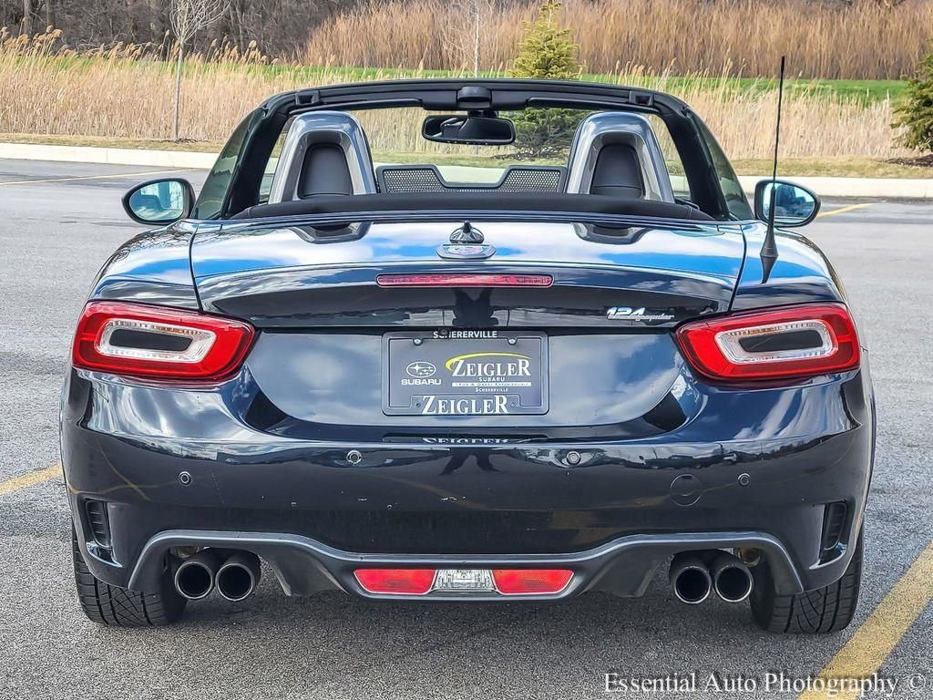 Used 2018 FIAT 124 Spider Abarth w/ Convenience Group image 5