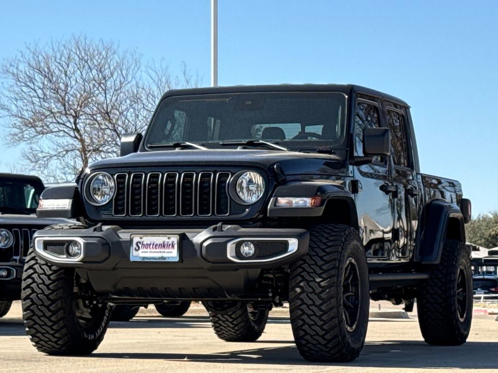 New 2025 Jeep Gladiator Sport image 3