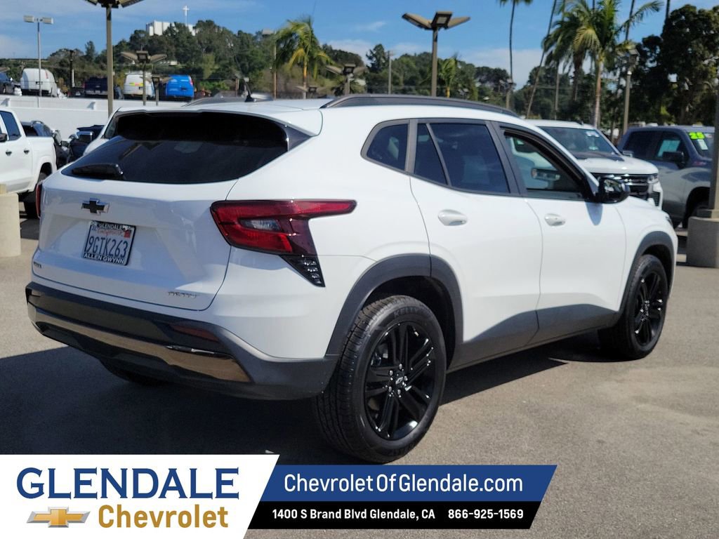 Used 2024 Chevrolet Trax ACTIV w/ Sunroof Package image 12