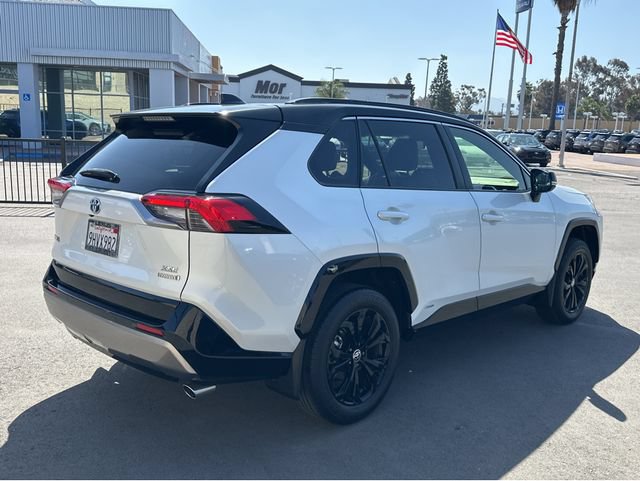 Used 2023 Toyota RAV4 XSE AWD/4WD image 6