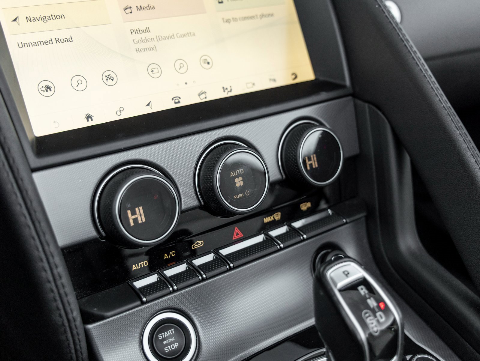 Used 2022 Jaguar F-TYPE Convertible image 25