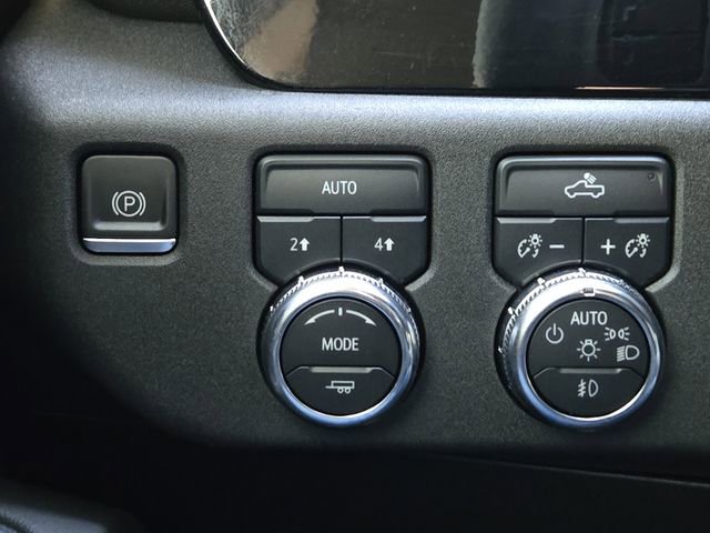 Used 2023 GMC Sierra 1500 Elevation image 23