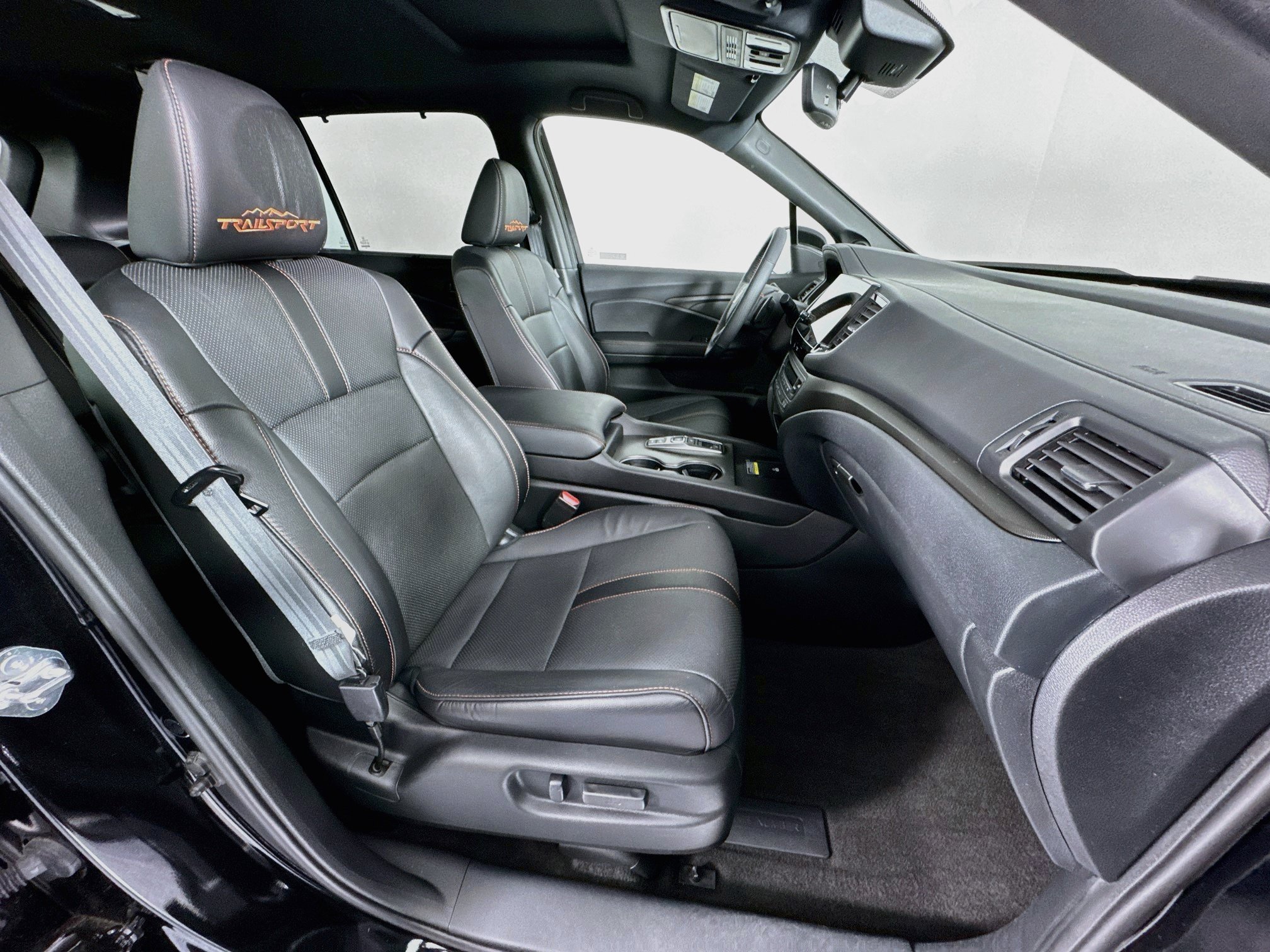 Certified 2024 Honda Passport TrailSport image 29