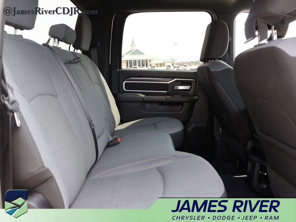 Used 2024 RAM 3500 Big Horn AWD/4WD image 12