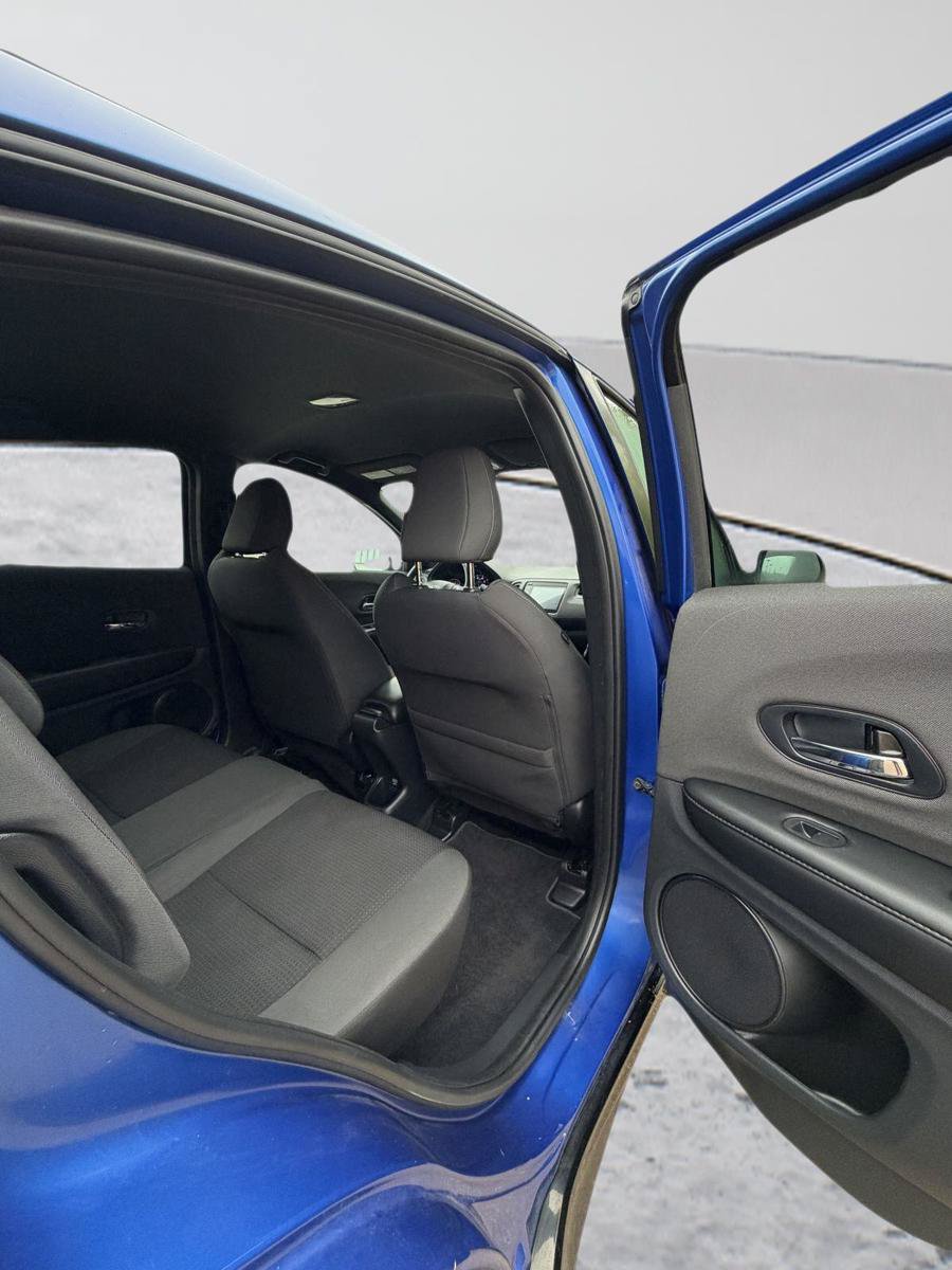 Used 2022 Honda HR-V Sport image 21