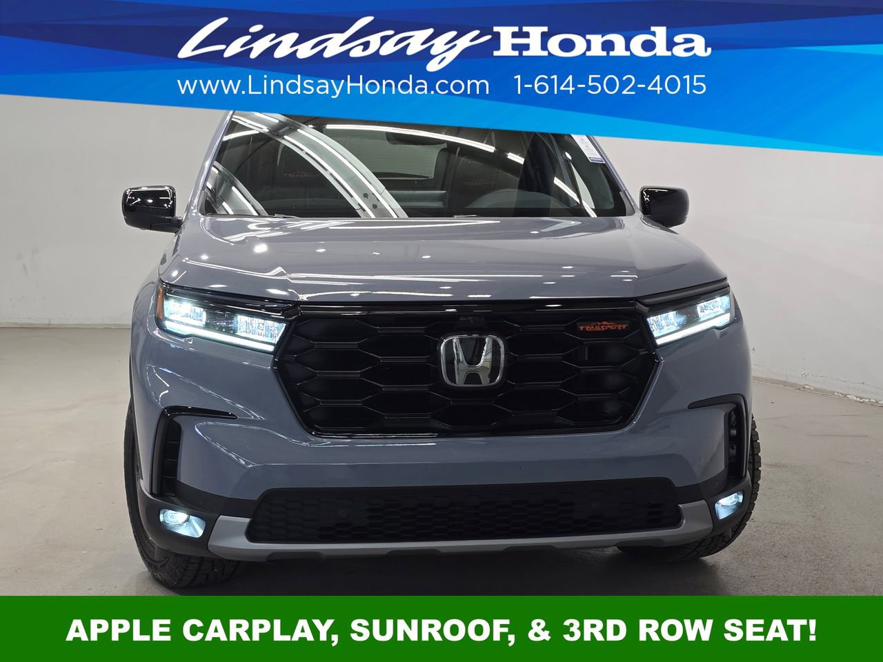 Used 2025 Honda Pilot TrailSport image 2