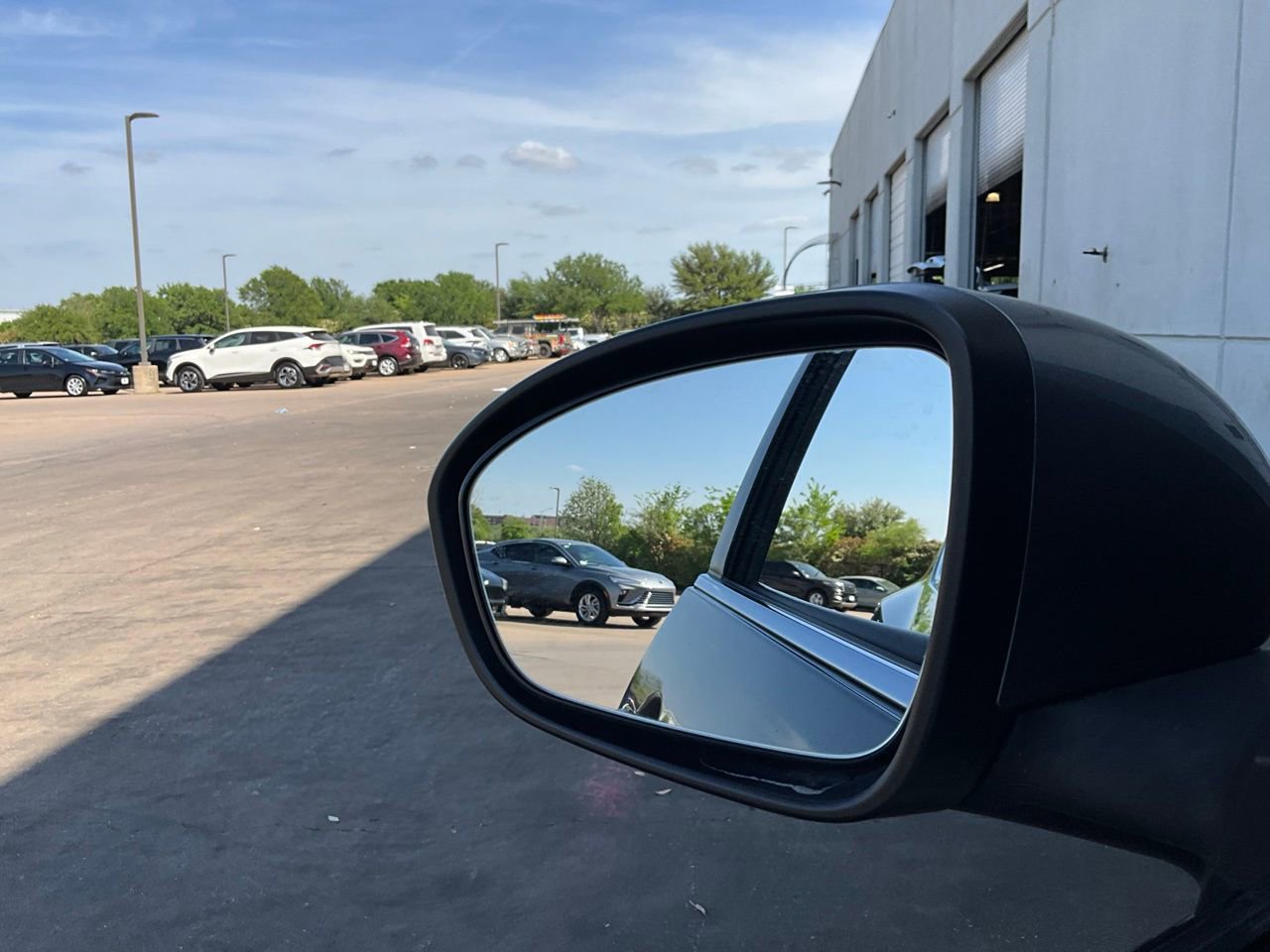 Used 2025 Nissan Sentra S image 17