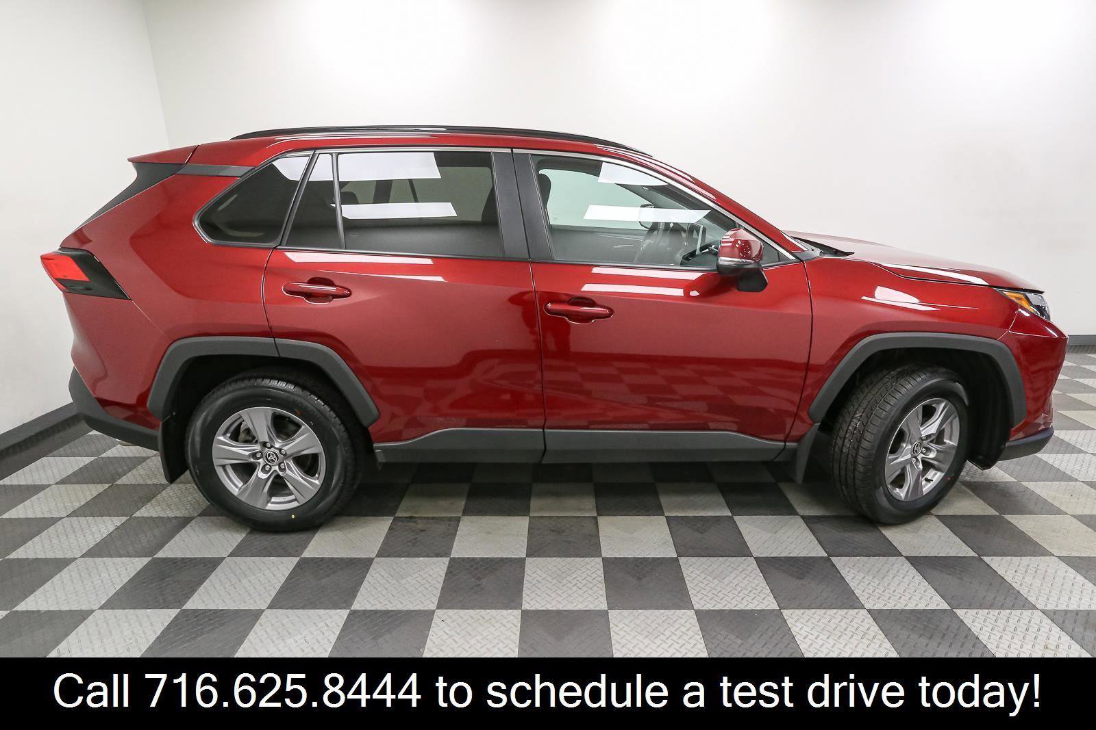 Used 2024 Toyota RAV4 XLE w/ Convenience Package image 7