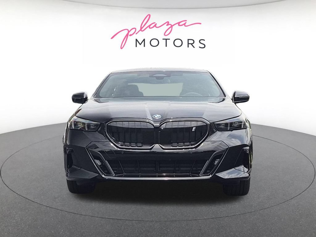 New 2027 BMW i5 xDrive40 w/ M Sport Package AWD/4WD image 2