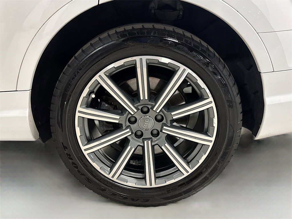 Used 2018 Audi Q7 3.0T Prestige image 40