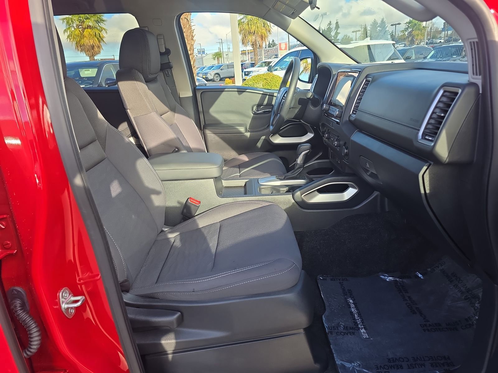 Used 2022 Nissan Frontier SV image 30