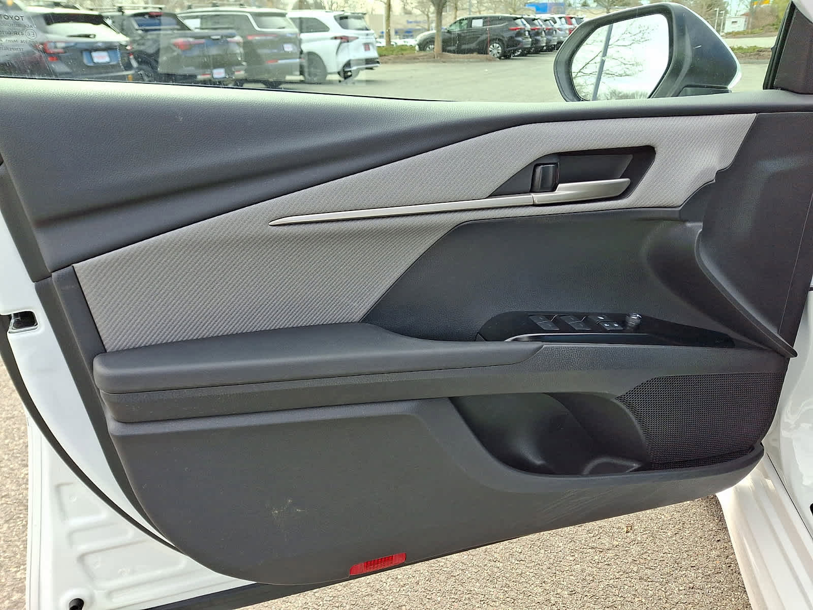 Certified 2025 Toyota Camry SE image 13