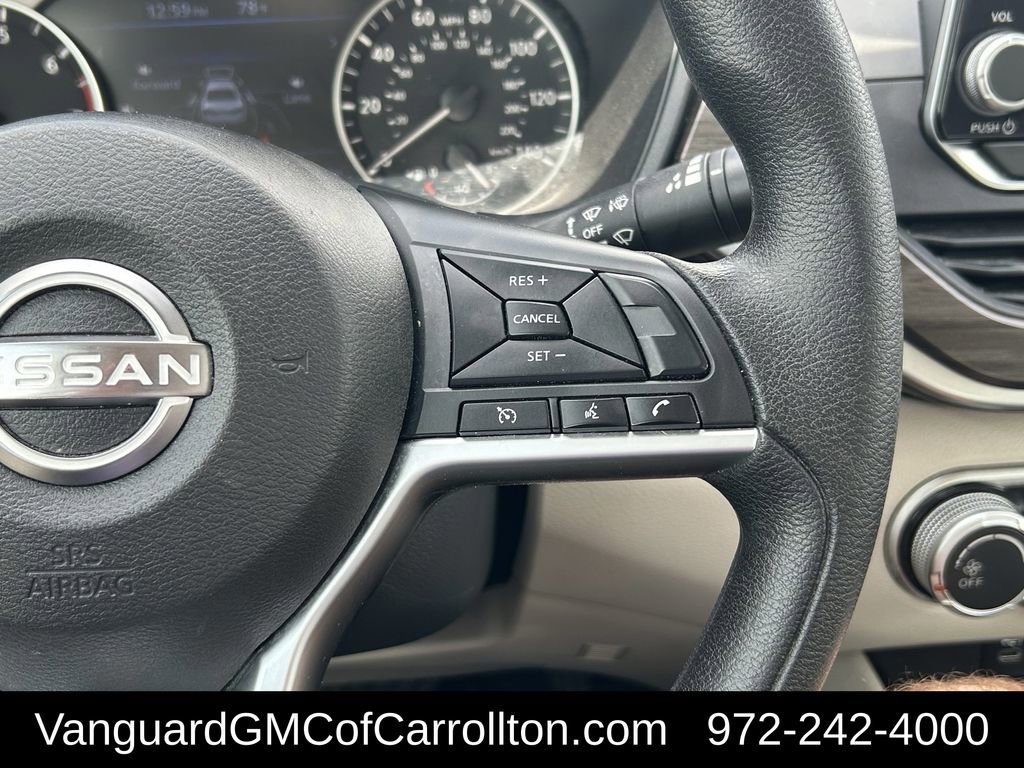 Used 2024 Nissan Altima 2.5 SV image 16