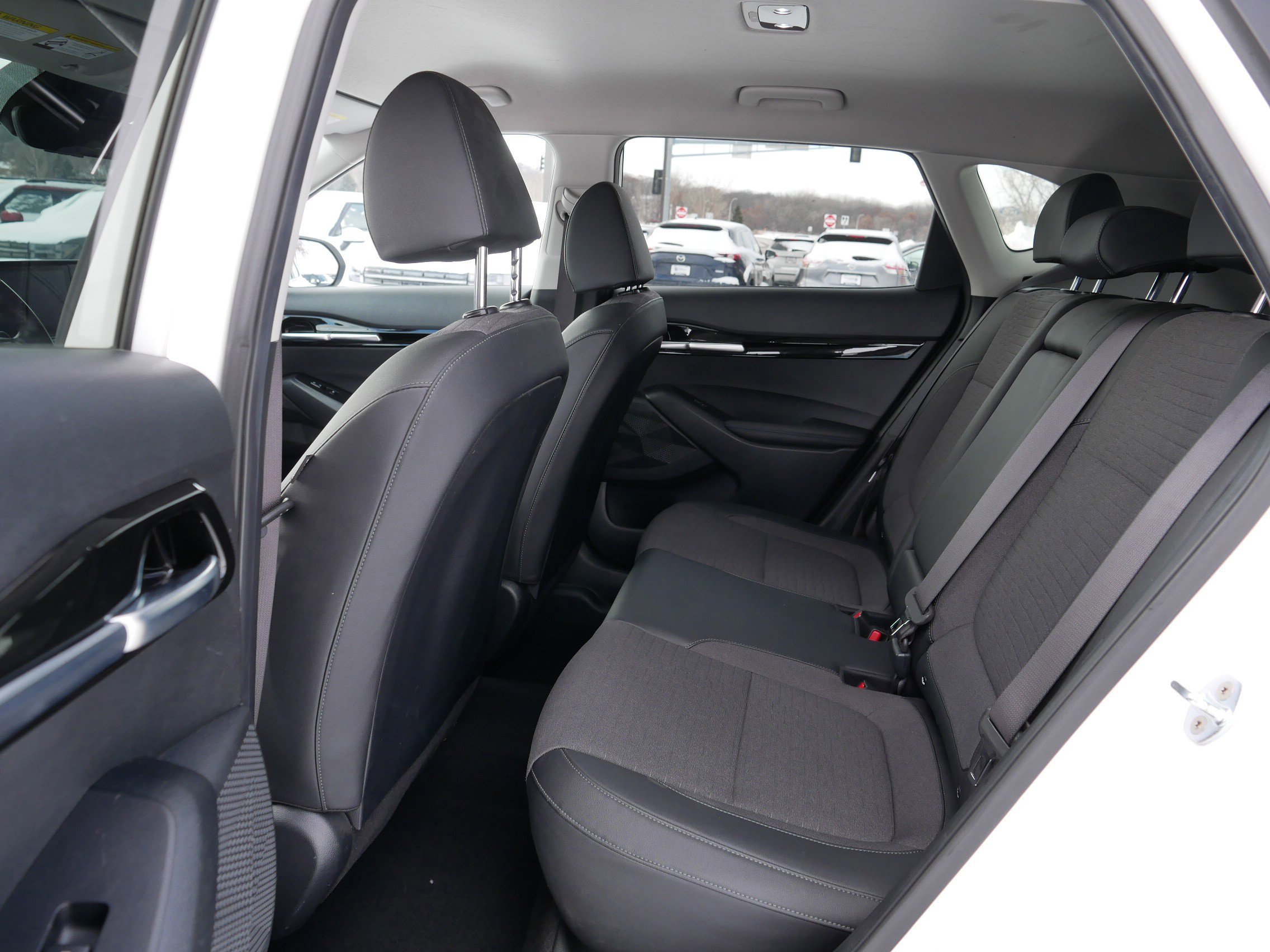 Used 2023 Kia Seltos S image 16