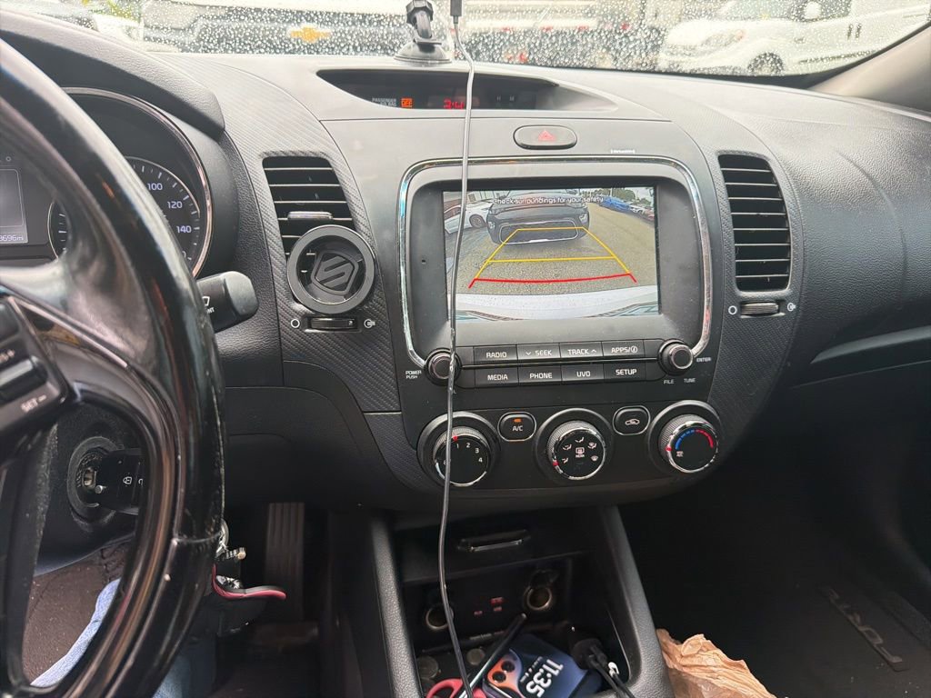 Used 2018 Kia Forte S FWD image 5