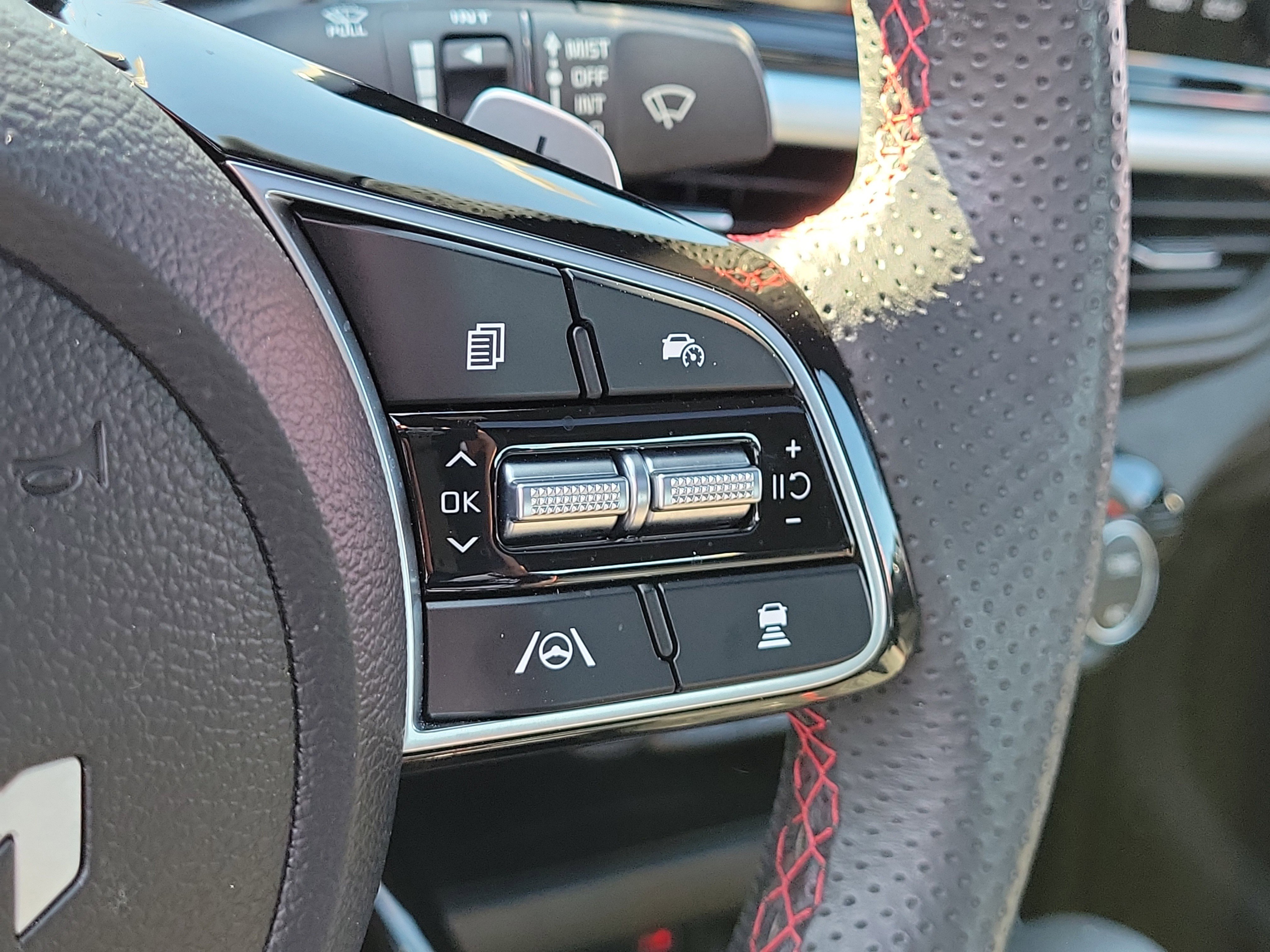 Used 2024 Kia Forte GT w/ Option Group 015 image 19