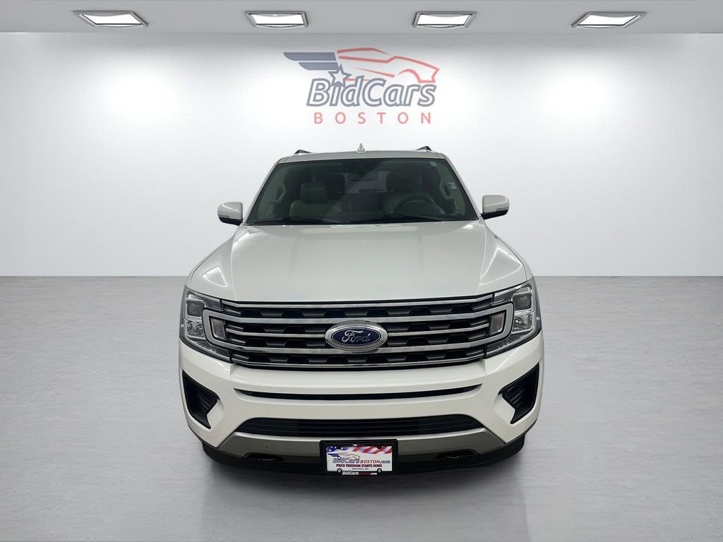 Used 2020 Ford Expedition XLT w/ Equipment Group 202A image 2