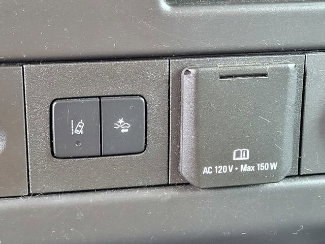 Used 2019 GMC Savana 3500 Extended w/ Driver Convenience Package image 15