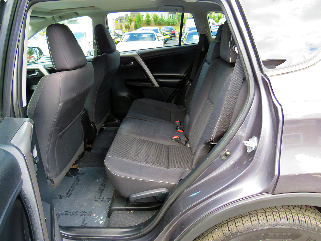 Used 2018 Toyota RAV4 XLE image 14