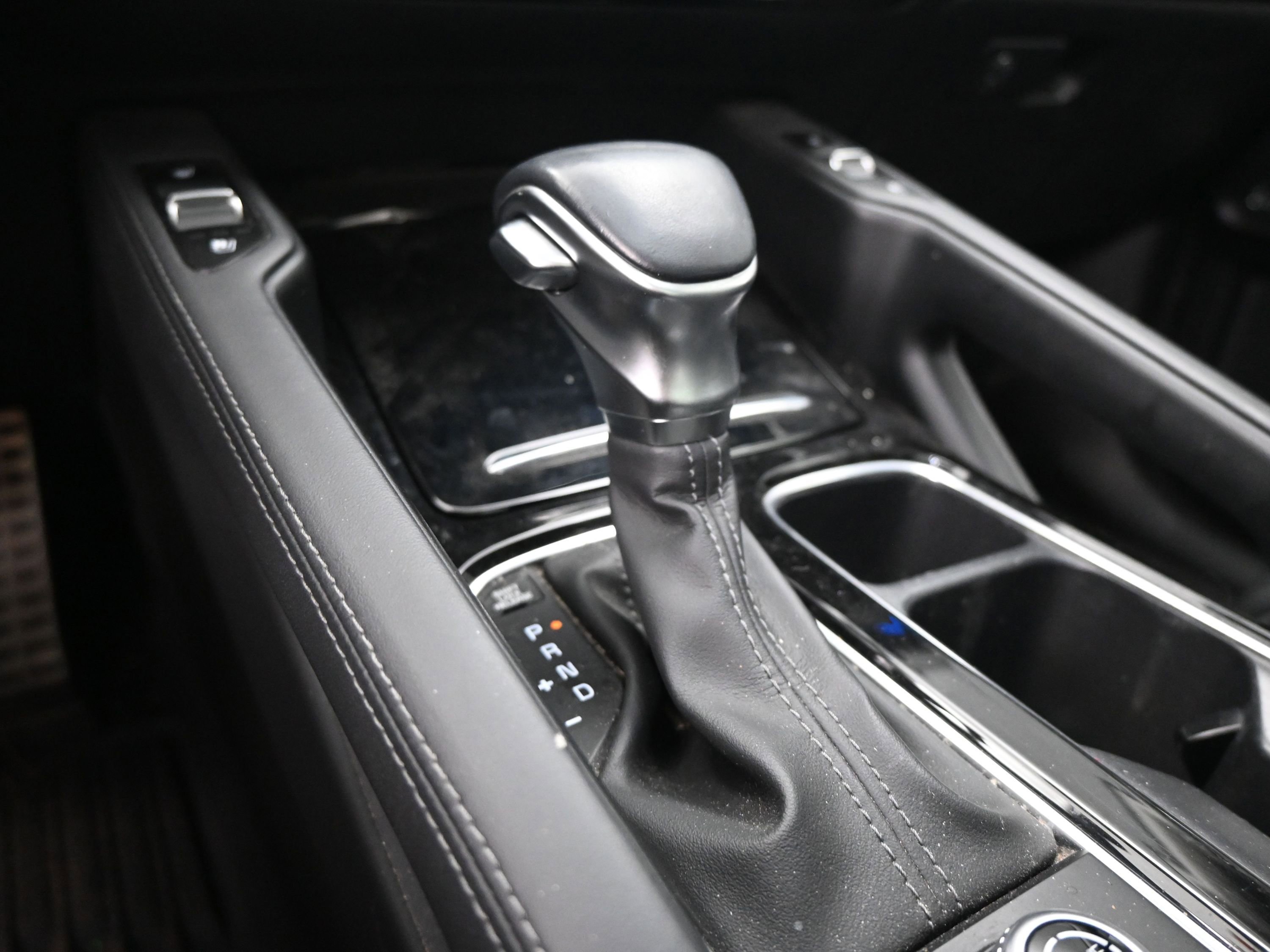 Used 2020 Kia Telluride SX image 15