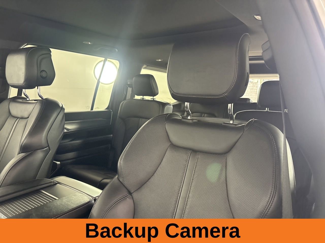 Used 2024 Jeep Wagoneer Series II AWD/4WD image 12