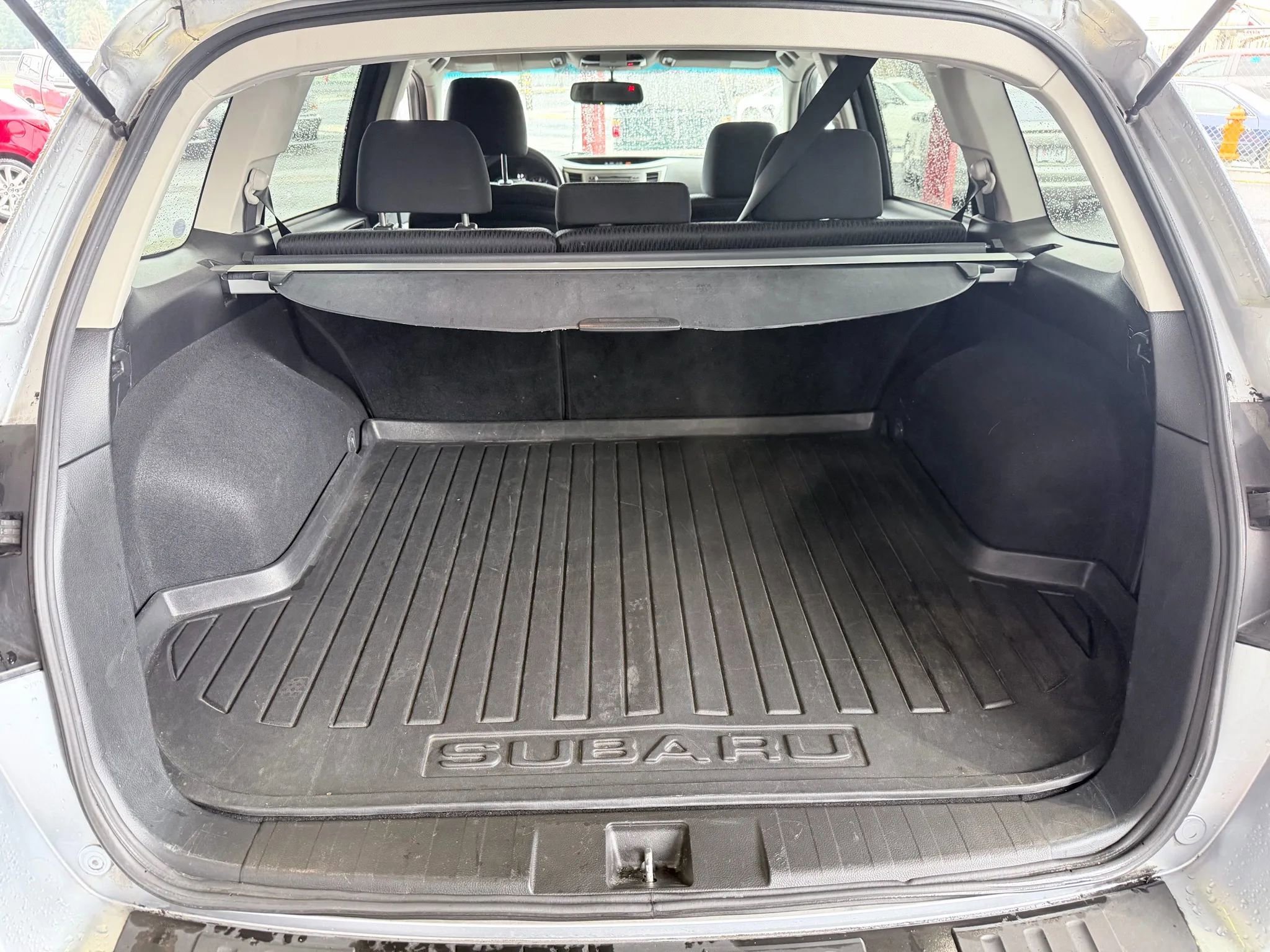 Used 2012 Subaru Outback 2.5i Premium w/ All-Weather Pkg image 19