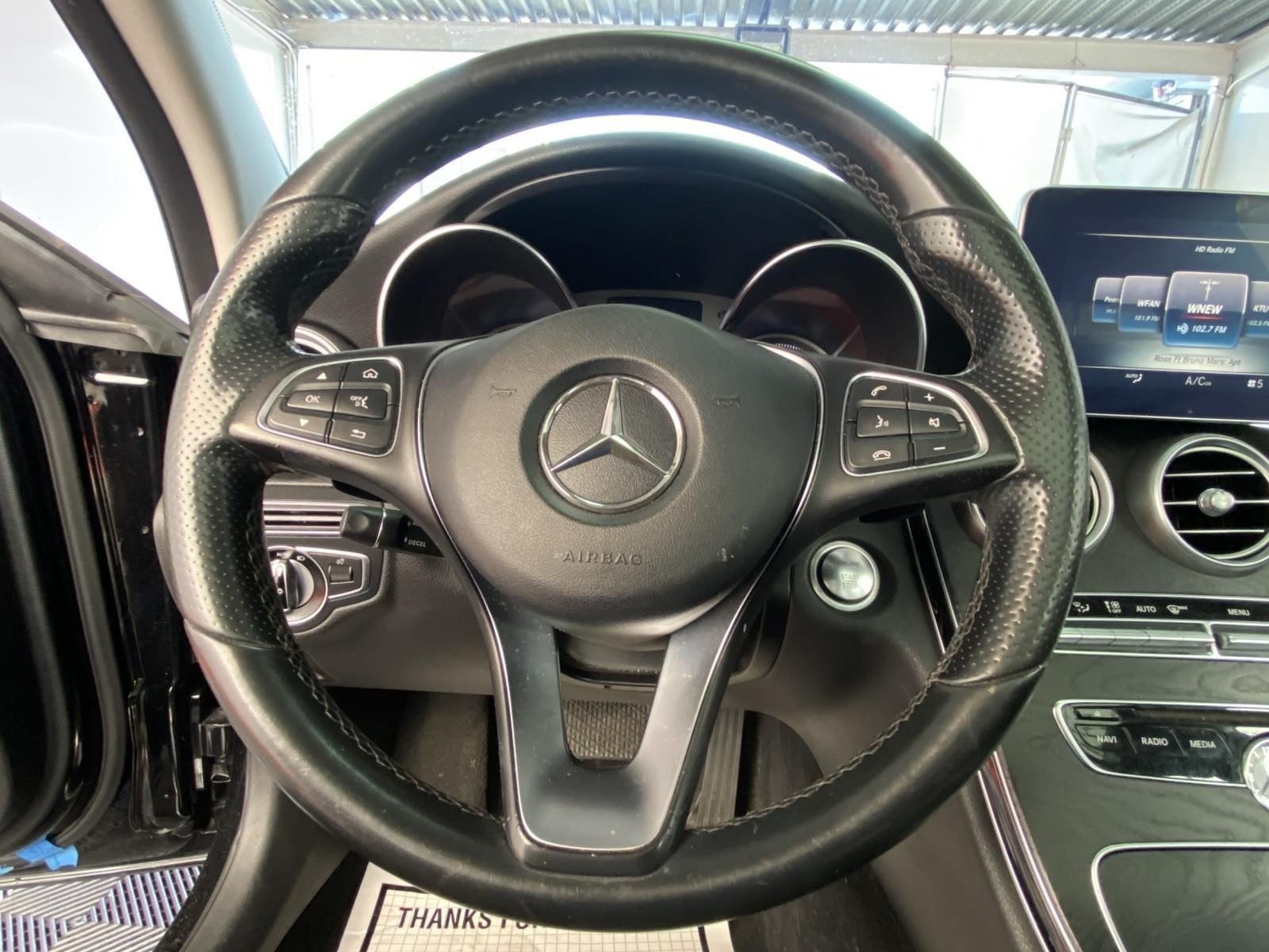 Used 2015 Mercedes-Benz C 300 4MATIC Sedan image 24