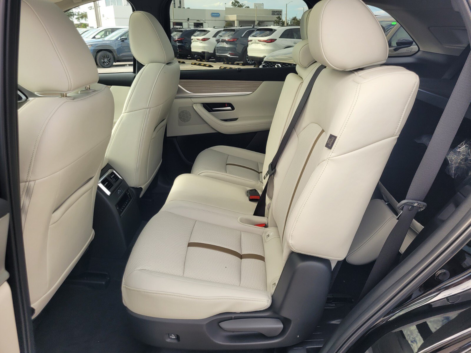 New 2026 MAZDA CX-90 Plug-In Hybrid w/ Premium Plus AWD/4WD image 6