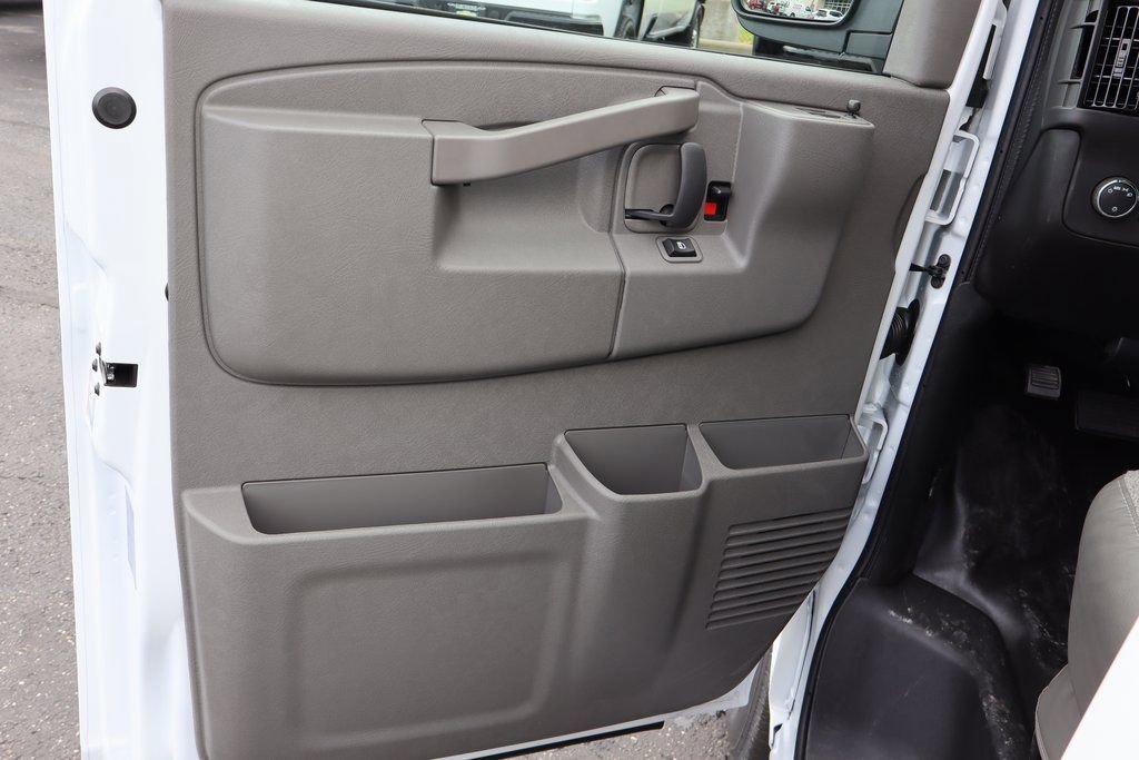 New 2025 Chevrolet Express 2500 w/ Driver Convenience Package image 20