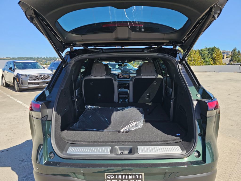 New 2026 INFINITI QX60 Autograph w/ Dark Cargo Package image 16