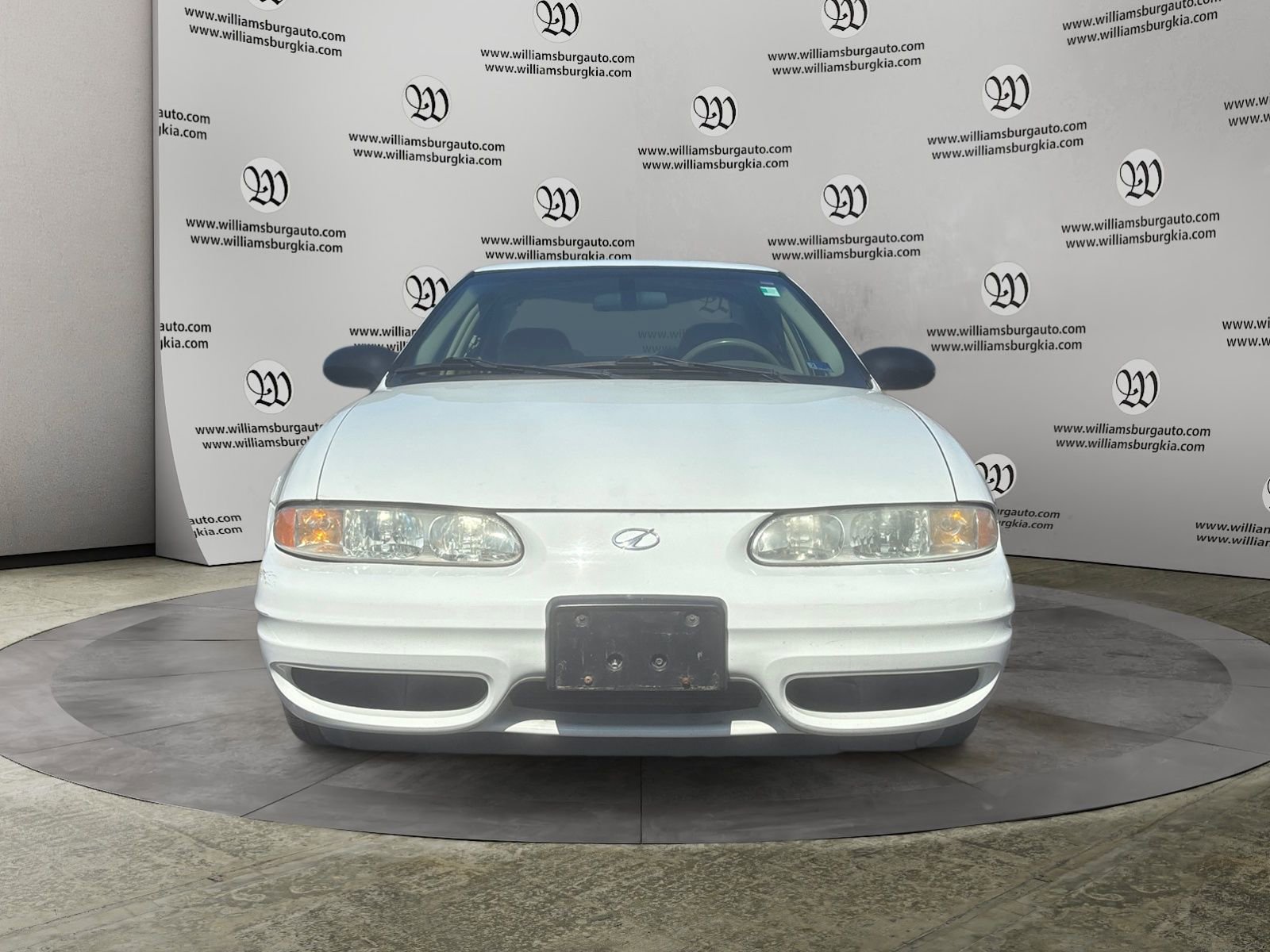 Used 2004 Oldsmobile Alero GL image 8