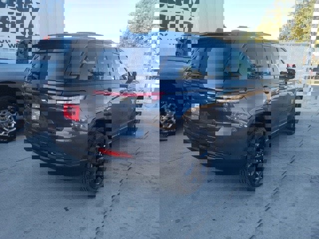 New 2025 Jeep Grand Cherokee Limited w/ Black Appearance Package image 25