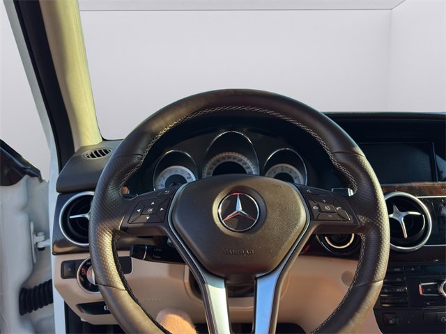 Used 2015 Mercedes-Benz GLK 350 4MATIC image 10