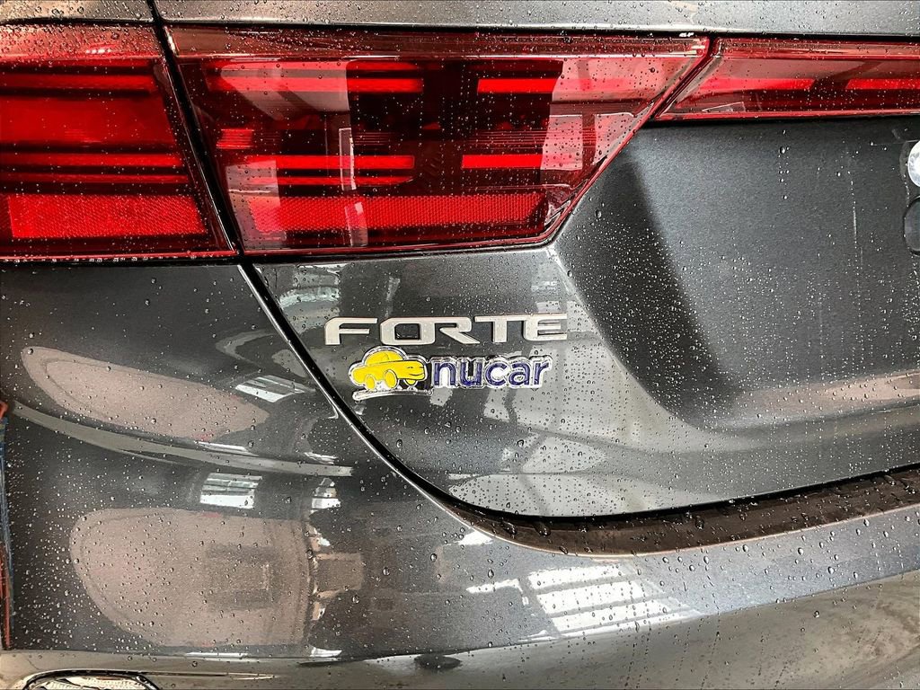 Used 2023 Kia Forte GT-Line w/ GT-Line Premium Package image 28