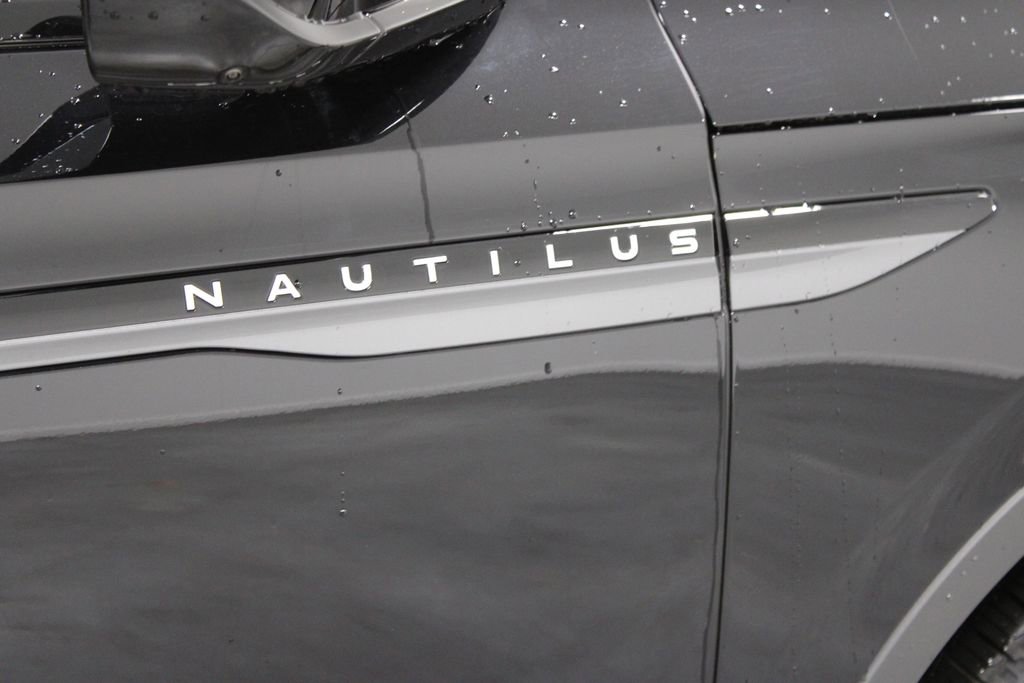New 2025 Lincoln Nautilus Premier w/ Equipment Group 102A image 11