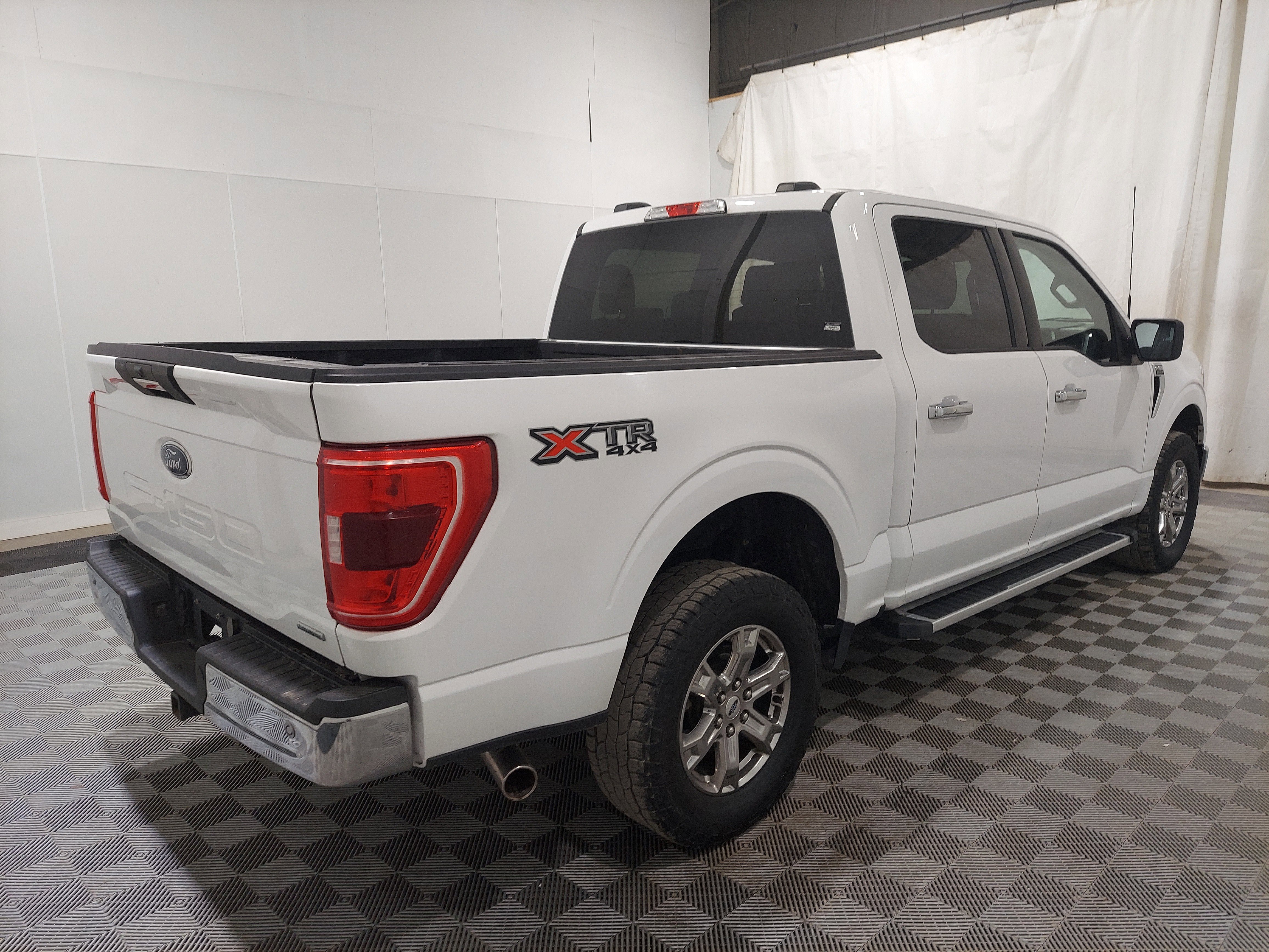 Used 2023 Ford F150 XLT w/ Equipment Group 301A Mid AWD/4WD image 3