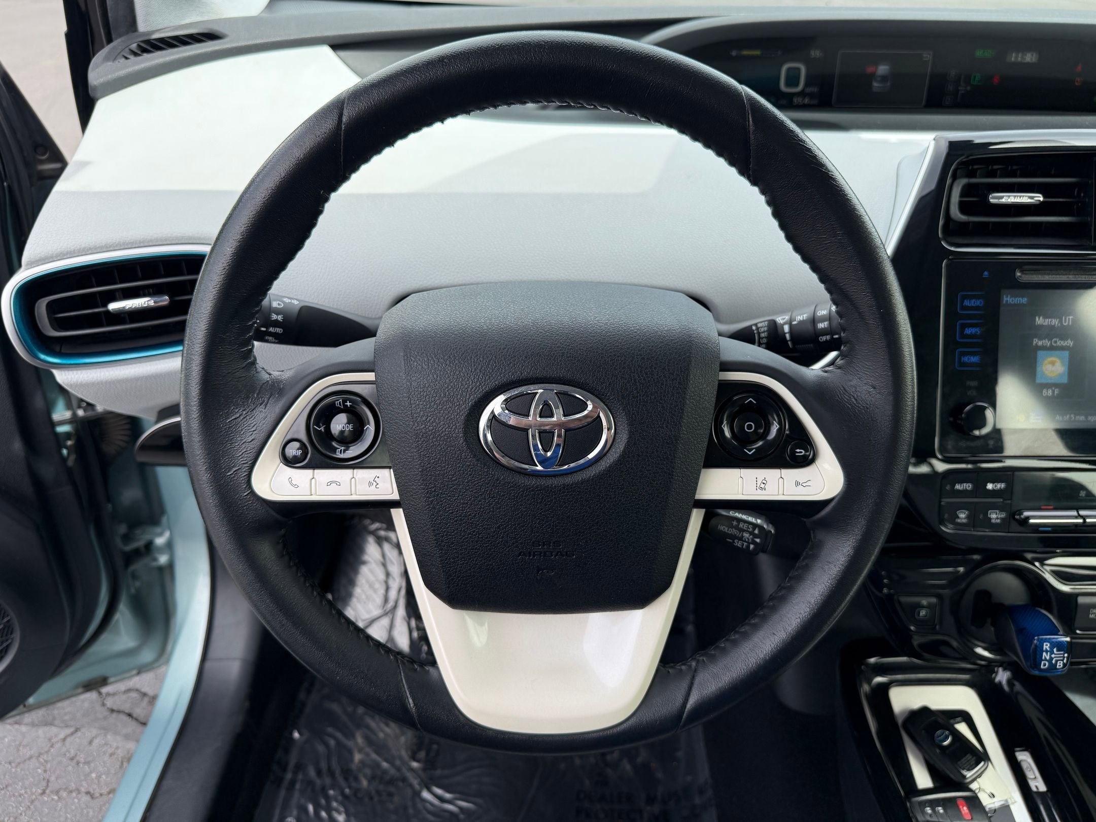 Used 2017 Toyota Prius Three FWD image 13
