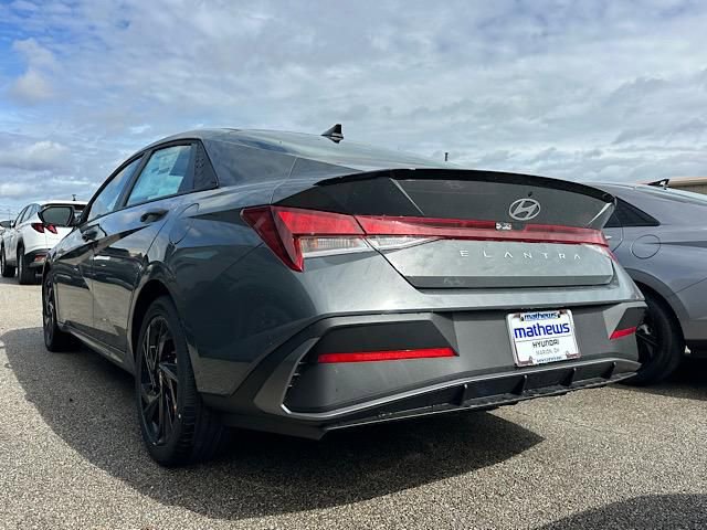 New 2026 Hyundai Elantra Sport image 4